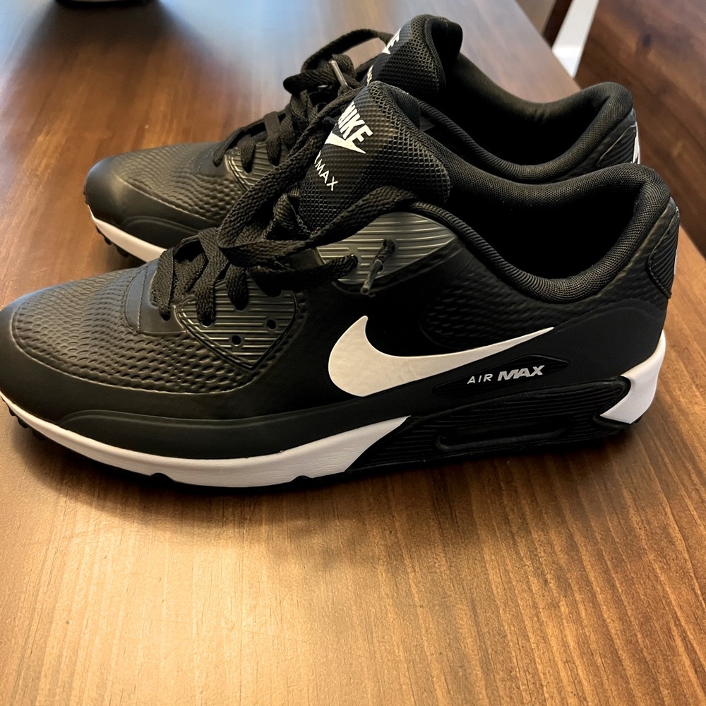 Nike golf shoes Sz12
